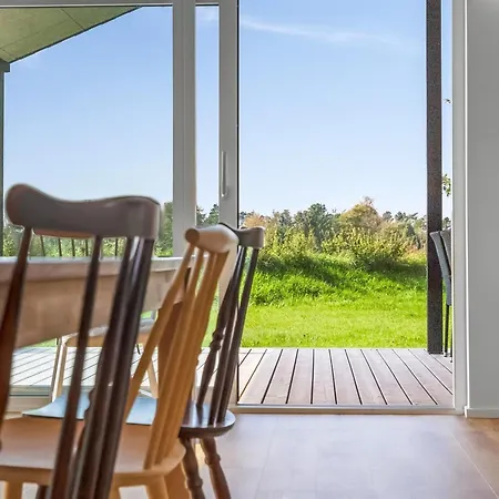 Hildegardt - 150m From The Sea By Interhome Nyaraló *